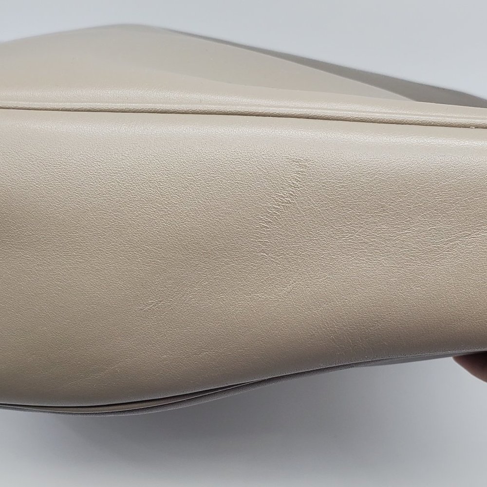 Coach Nomad Hobo Fog Glovetanned Leather - Picture 6 of 16